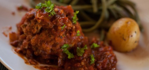 Boulettes de poisson, sauce tomate