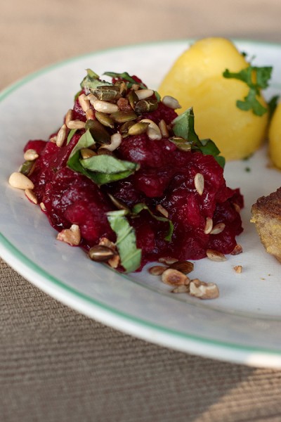 Compote de pommes, betteraves et airelles