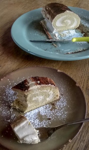 Gâteau roulé au mascarpone façon tiramisu